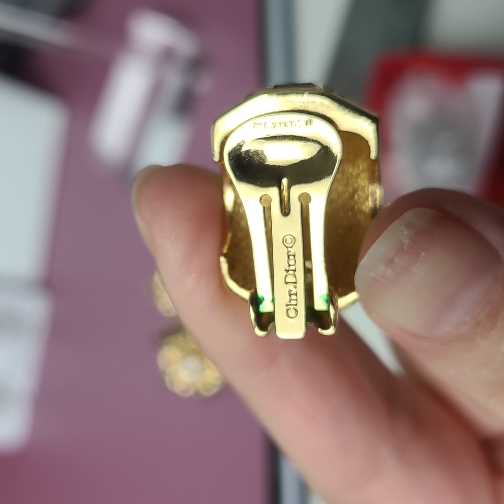 Christan Dior Gold Plated Earrings Clip On With Crystal / Amethyst  Repaired - Picture 12 of 16